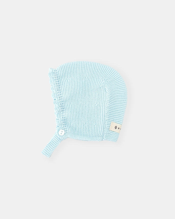 Bonnet bleu bébé