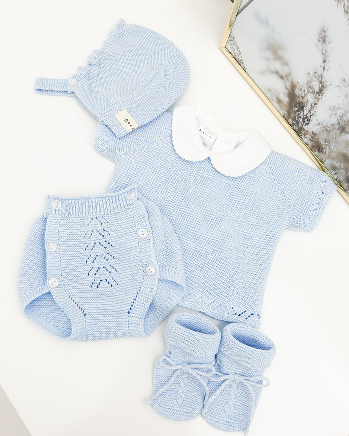 Set and blanket as a GIFT (4 pieces)