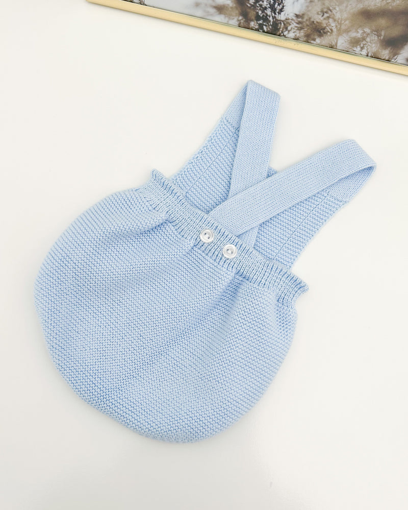 Conjunto peto azul bebé  (3 prendas)