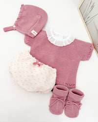 Set et chaussons en CADEAU (4 pièces)